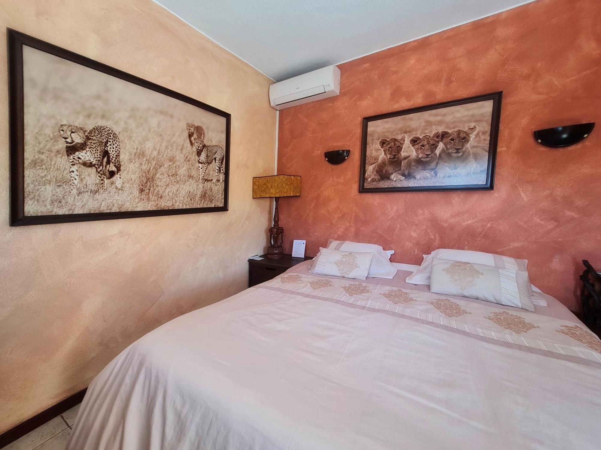 Villa Paraiso - Naturism Optional Adults Only ปอร์เชส ห้อง รูปภาพ